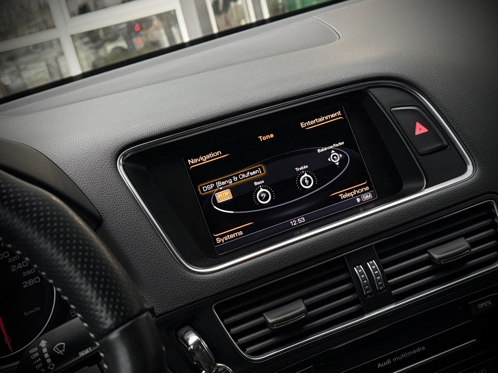 AUDI Q5 S-LINE “QUATTRO”