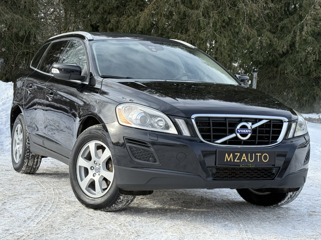 VOLVO XC60 AWD