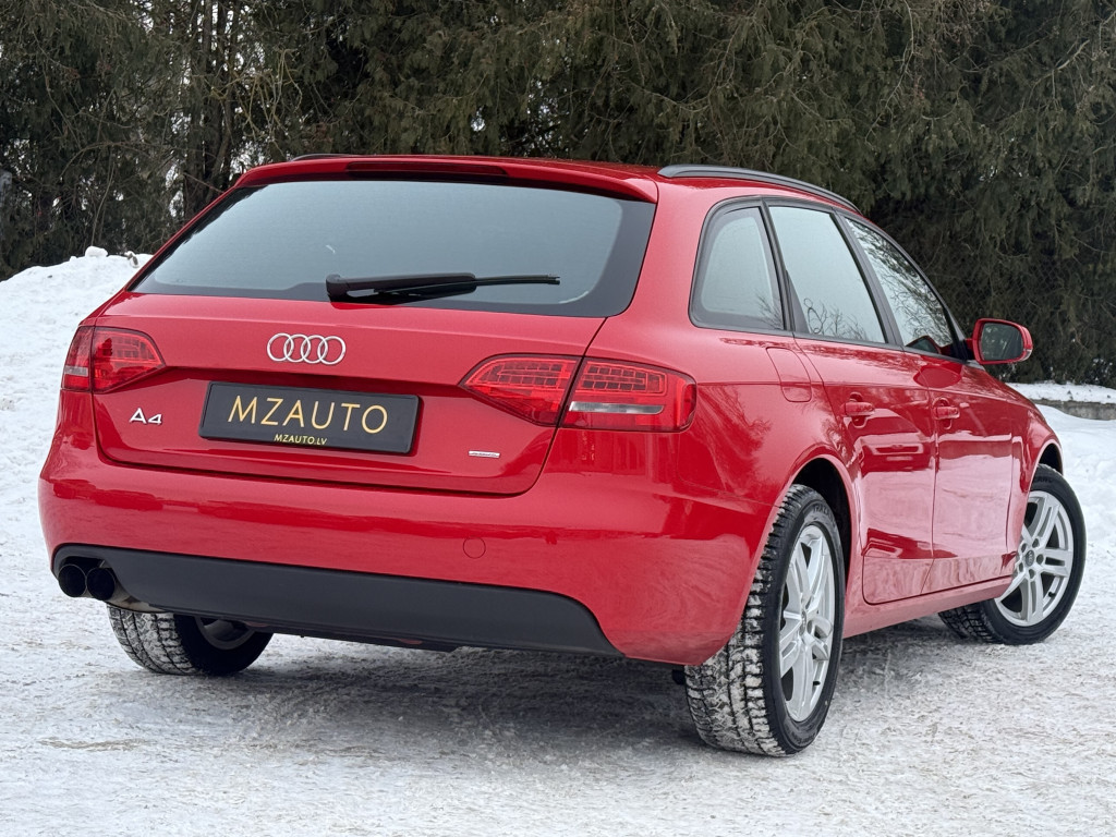 AUDI A4 QUATTRO