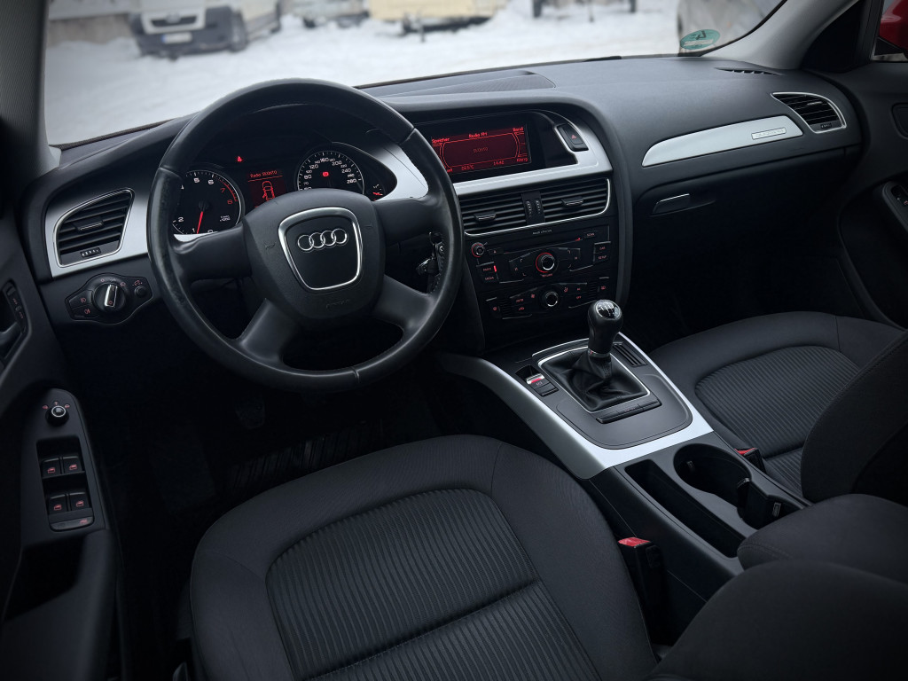 AUDI A4 QUATTRO