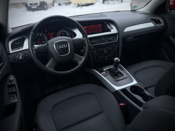 AUDI A4 QUATTRO