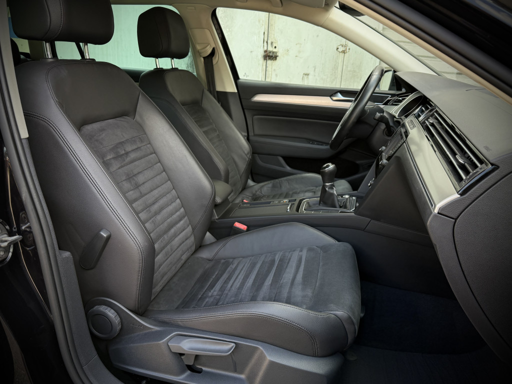 VW PASSAT ''HIGHLINE'' VW PASSAT ''HIGHLINE''