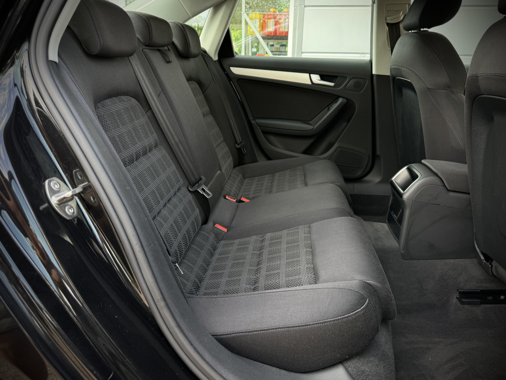 AUDI A4 QUATTRO