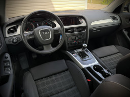 AUDI A4 QUATTRO