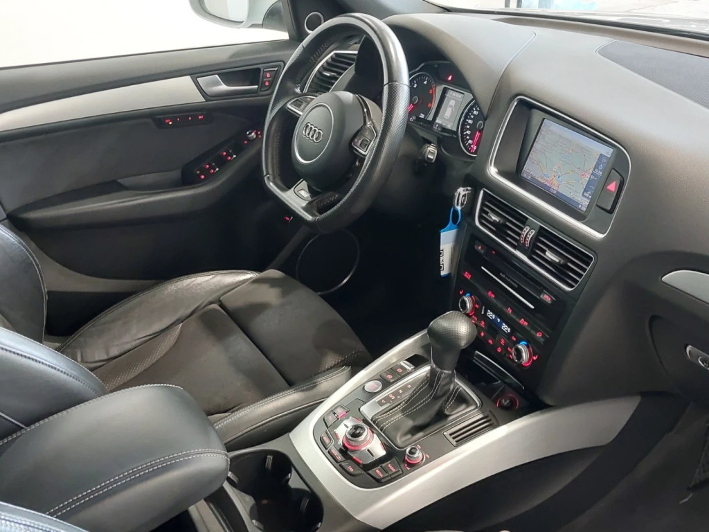AUDI Q5 S-LINE QUATTRO AUDI Q5 S-LINE QUATTRO