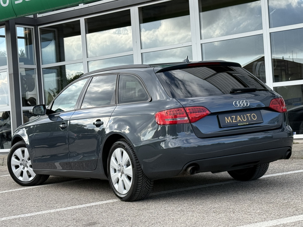 AUDI A4 QUATTRO