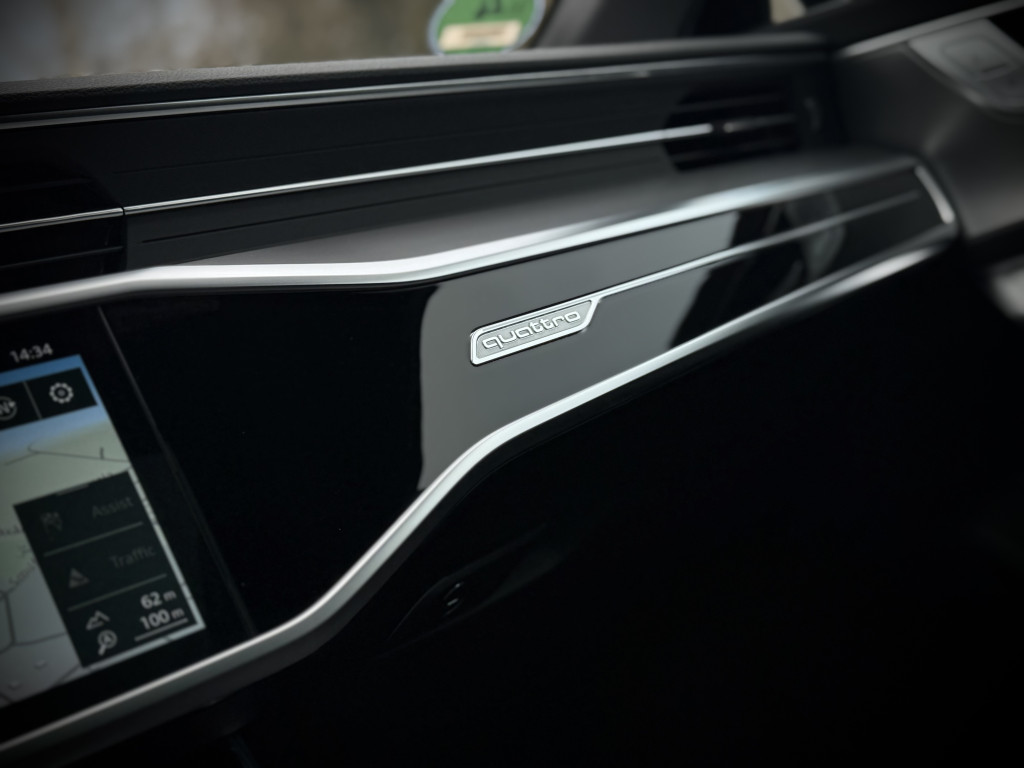 AUDI A6 S-LINE QUATTRO 40TDI