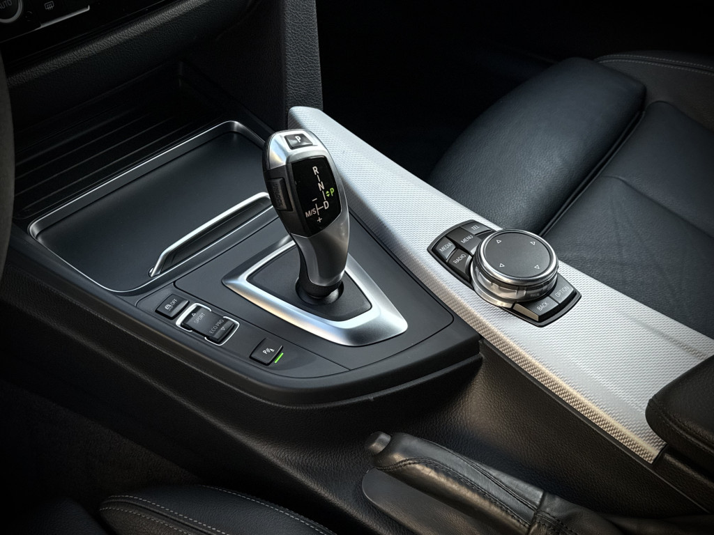 BMW 320D X-DRIVE M-SPORTSPAKET