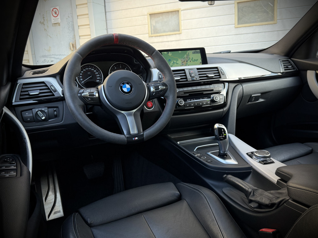 BMW 320D X-DRIVE M-SPORTSPAKET