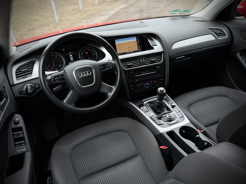 AUDI A4 “AMBIENTE”