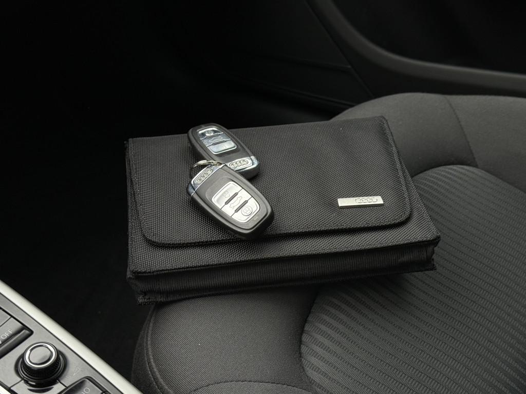 AUDI A4 “AMBIENTE”