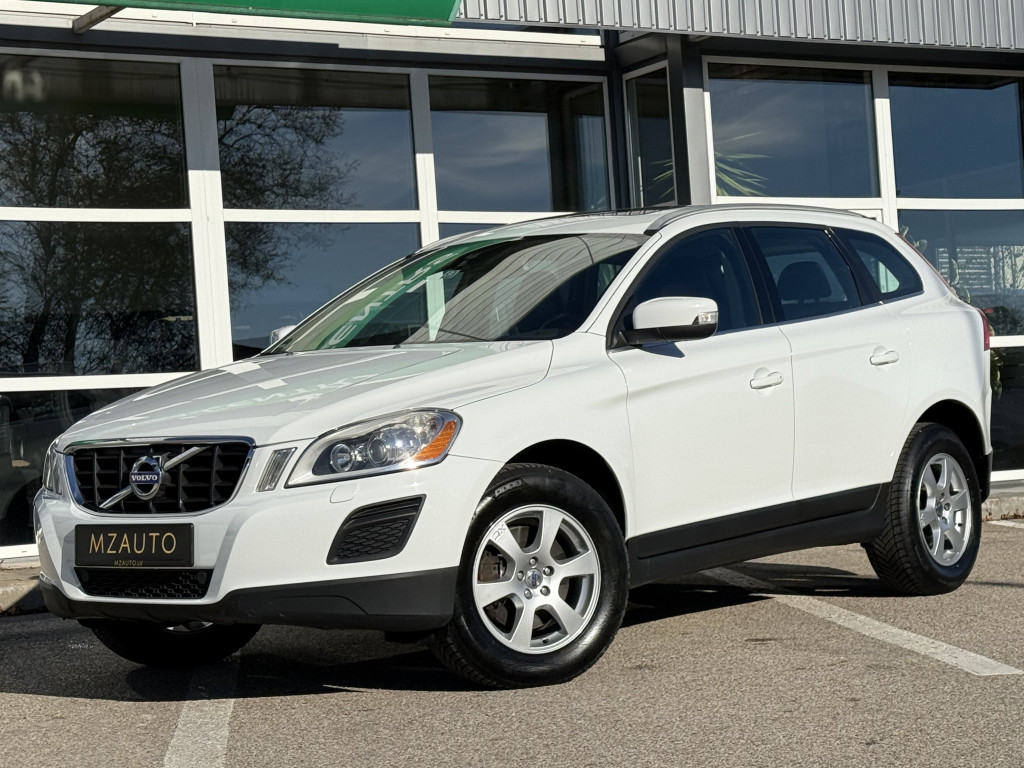 VOLVO XC60 AWD ''SUMMUM''