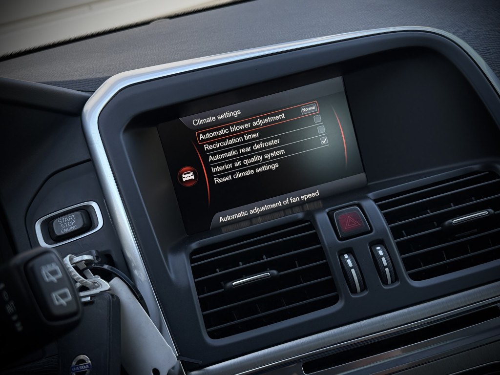 VOLVO XC60 AWD ''SUMMUM''