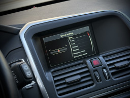 VOLVO XC60 D4 “EXCLUSIVE”