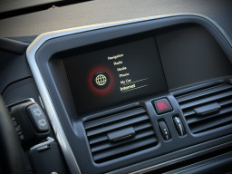 VOLVO XC60 D4 “EXCLUSIVE”