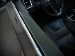 VOLVO XC60 D4 “EXCLUSIVE”