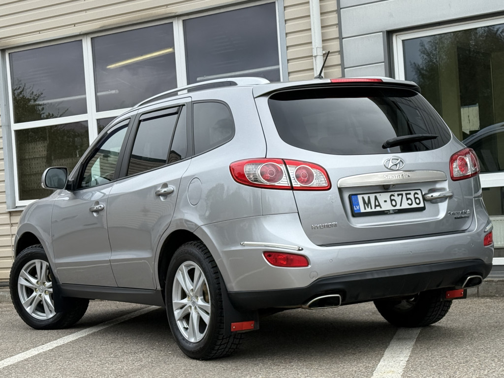 HYUNDAI SANTA FE 4WD HYUNDAI SANTA FE 4WD
