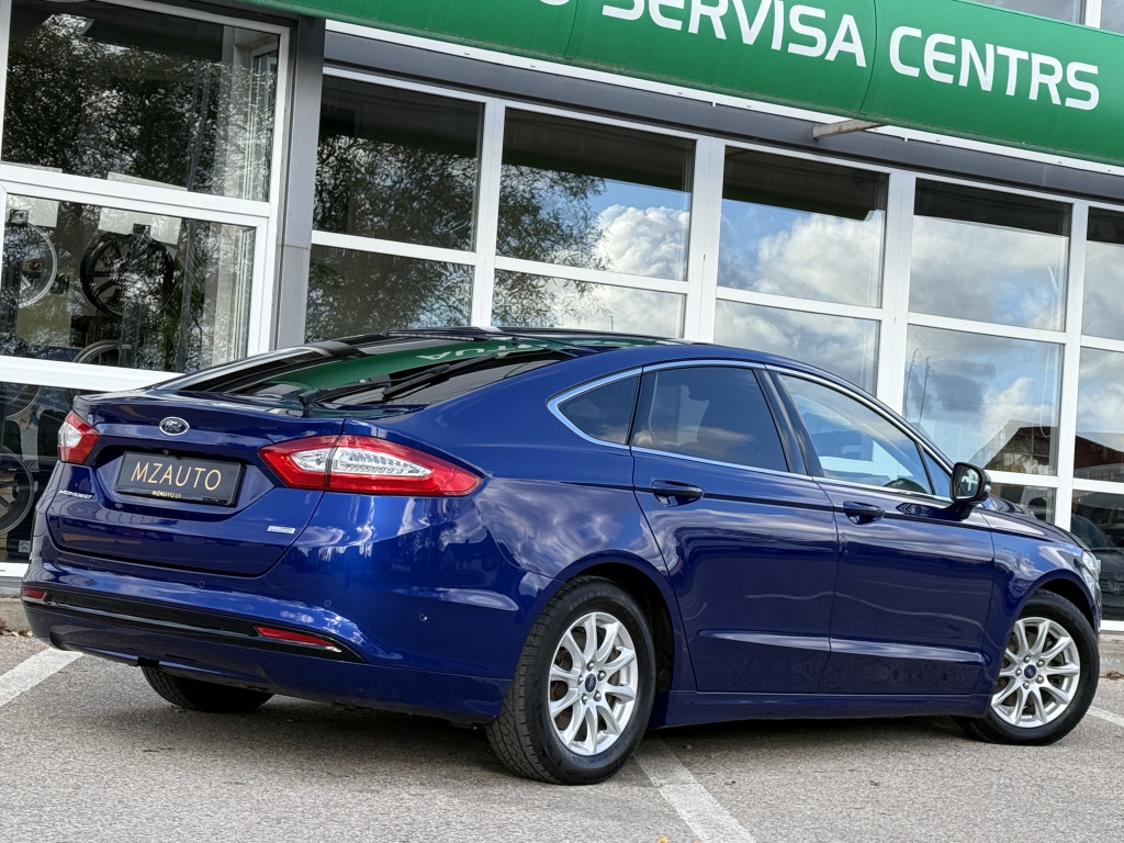 FORD MONDEO “TITANIUM”