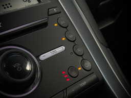 FORD MONDEO “TITANIUM”