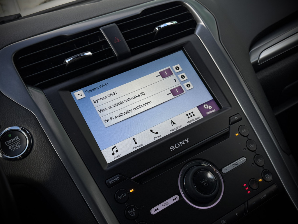 FORD MONDEO “TITANIUM”