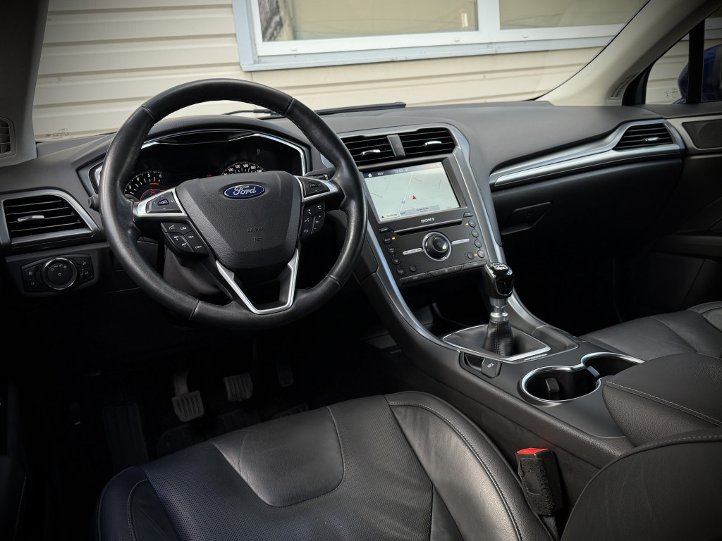 FORD MONDEO “TITANIUM”