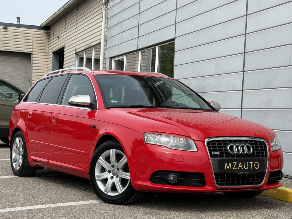 AUDI A4 S-LINE QUATTRO AUDI A4 S-LINE QUATTRO