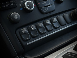 VOLVO XC90 AWD “SUMMUM” VOLVO XC90 AWD “SUMMUM”