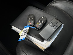 VOLVO XC90 AWD “SUMMUM” VOLVO XC90 AWD “SUMMUM”