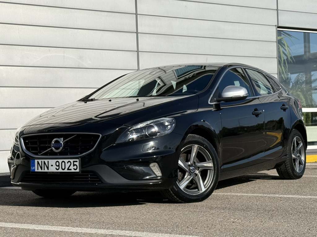VOLVO V40 “R-DESIGN” VOLVO V40 “R-DESIGN”