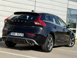 VOLVO V40 “R-DESIGN” VOLVO V40 “R-DESIGN”