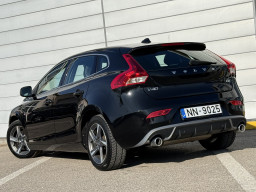 VOLVO V40 “R-DESIGN” VOLVO V40 “R-DESIGN”