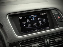 AUDI Q5 S-LINE QUATTRO