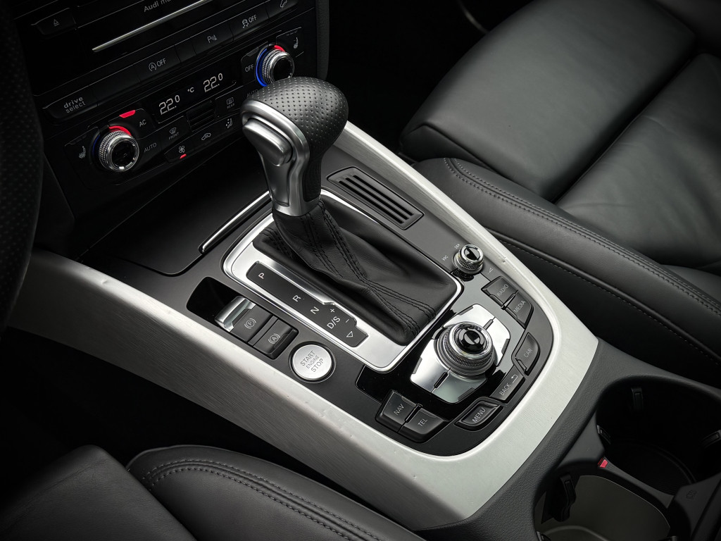 AUDI Q5 S-LINE QUATTRO