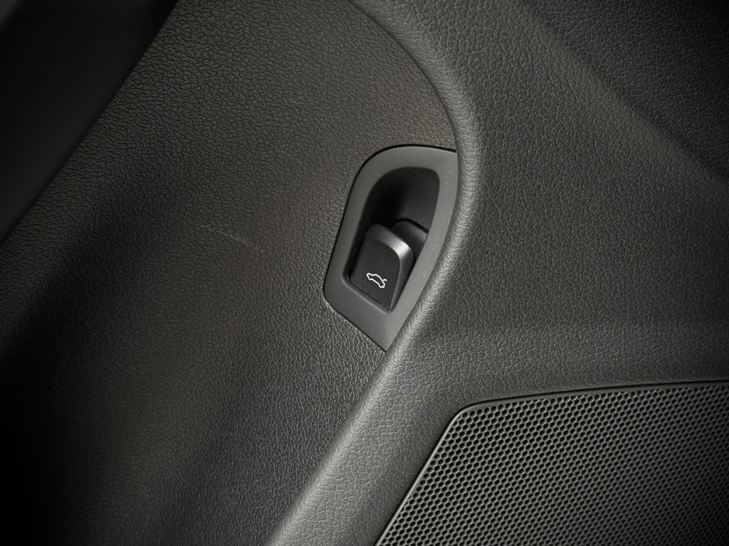 AUDI A4 ''AMBIENTE'' AUDI A4 ''AMBIENTE''