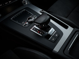 AUDI Q5 S-LINE QUATTRO