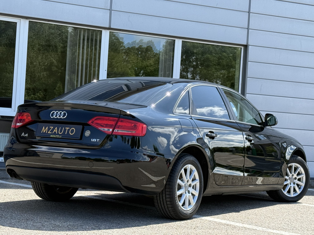 AUDI A4 ''AMBITION'' AUDI A4 ''AMBITION''