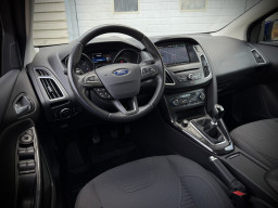 FORD FOCUS ''TITANIUM'' FORD FOCUS ''TITANIUM''
