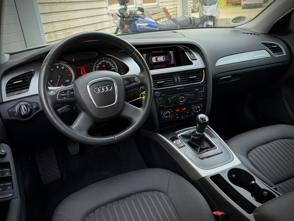 AUDI A4 QUATTRO AUDI A4 QUATTRO