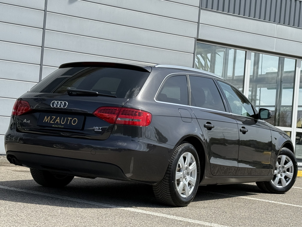 AUDI A4 QUATTRO AUDI A4 QUATTRO