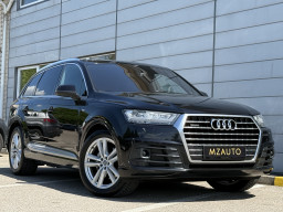 AUDI Q7 S-LINE QUATTRO AUDI Q7 S-LINE QUATTRO
