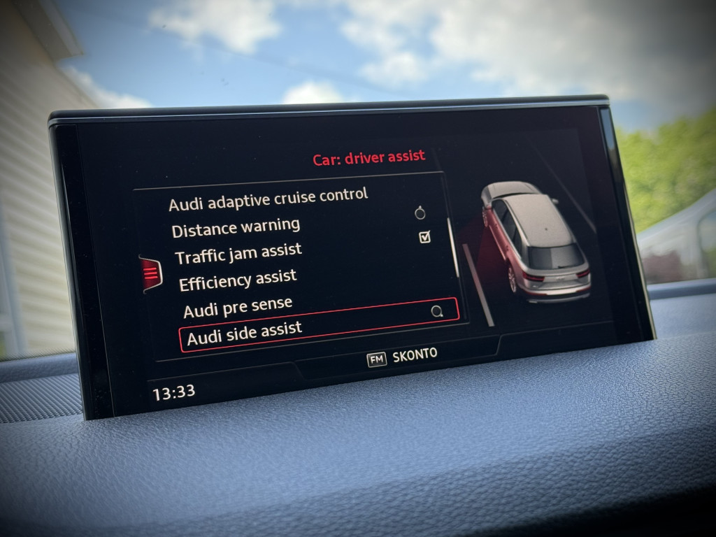AUDI Q7 S-LINE QUATTRO AUDI Q7 S-LINE QUATTRO