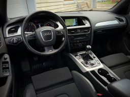 AUDI A4 S-LINE AUDI A4 S-LINE