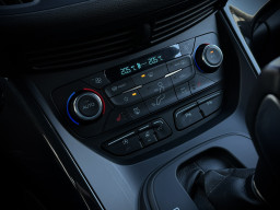 FORD KUGA “ST-LINE” 4X4