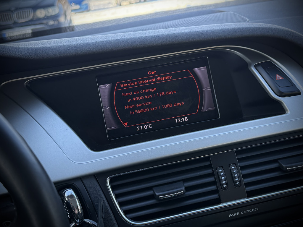 AUDI A4 “AMBIENTE”