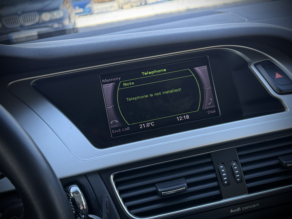 AUDI A4 “AMBIENTE”