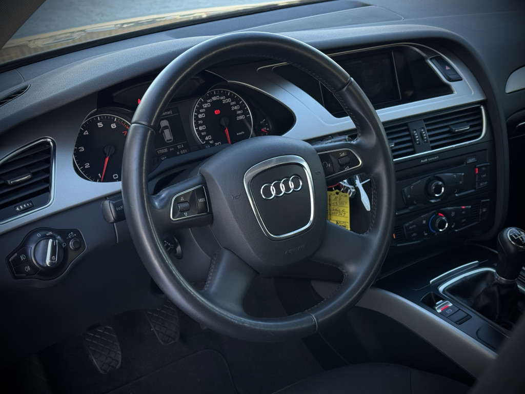 AUDI A4 “AMBIENTE”