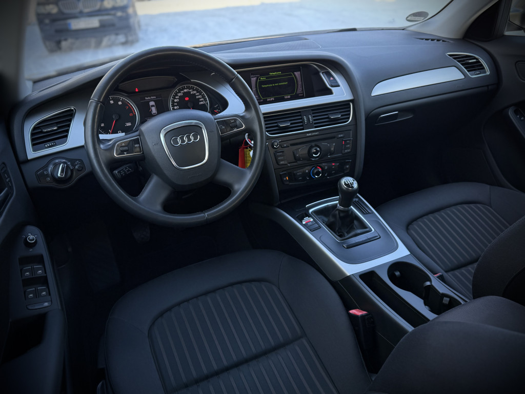 AUDI A4 “AMBIENTE”