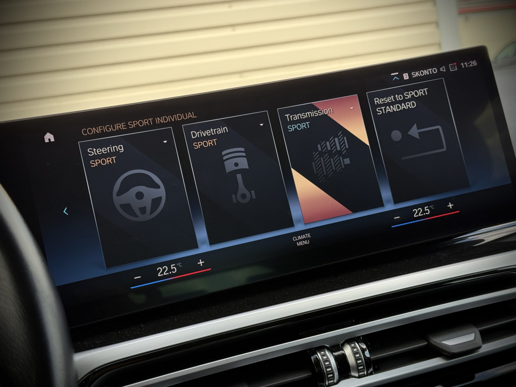 BMW 320D LCI X-DRIVE