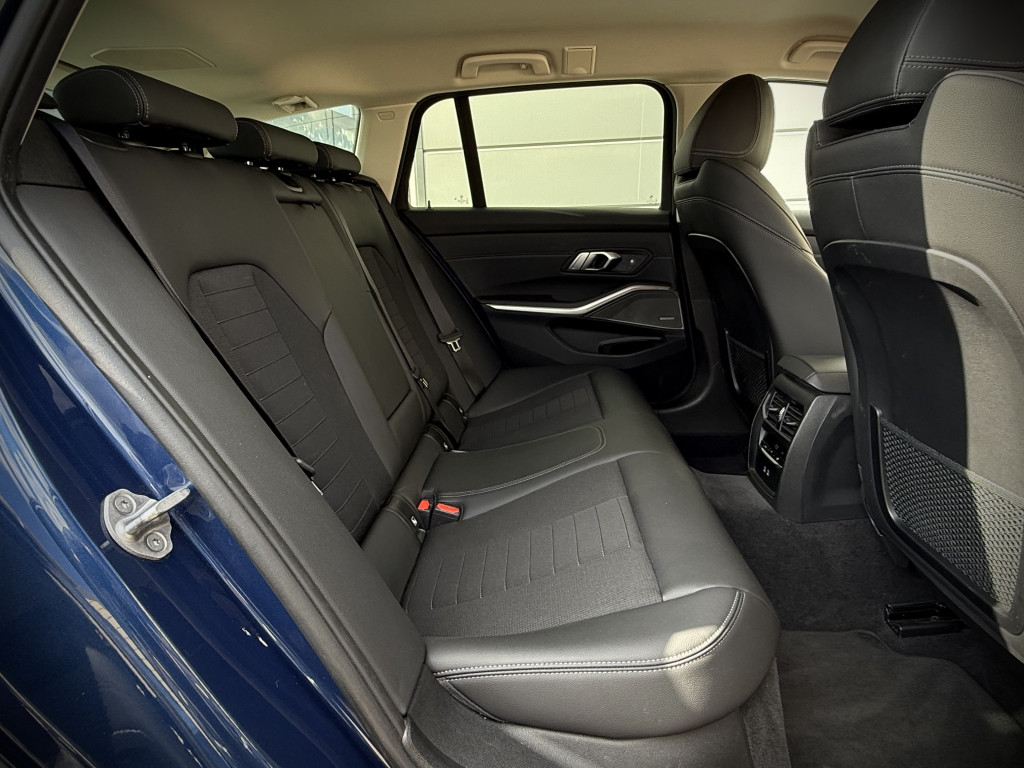 BMW 320D LCI X-DRIVE