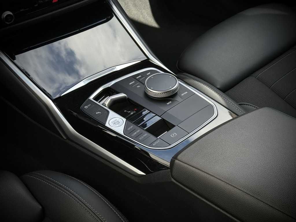 BMW 320D LCI X-DRIVE